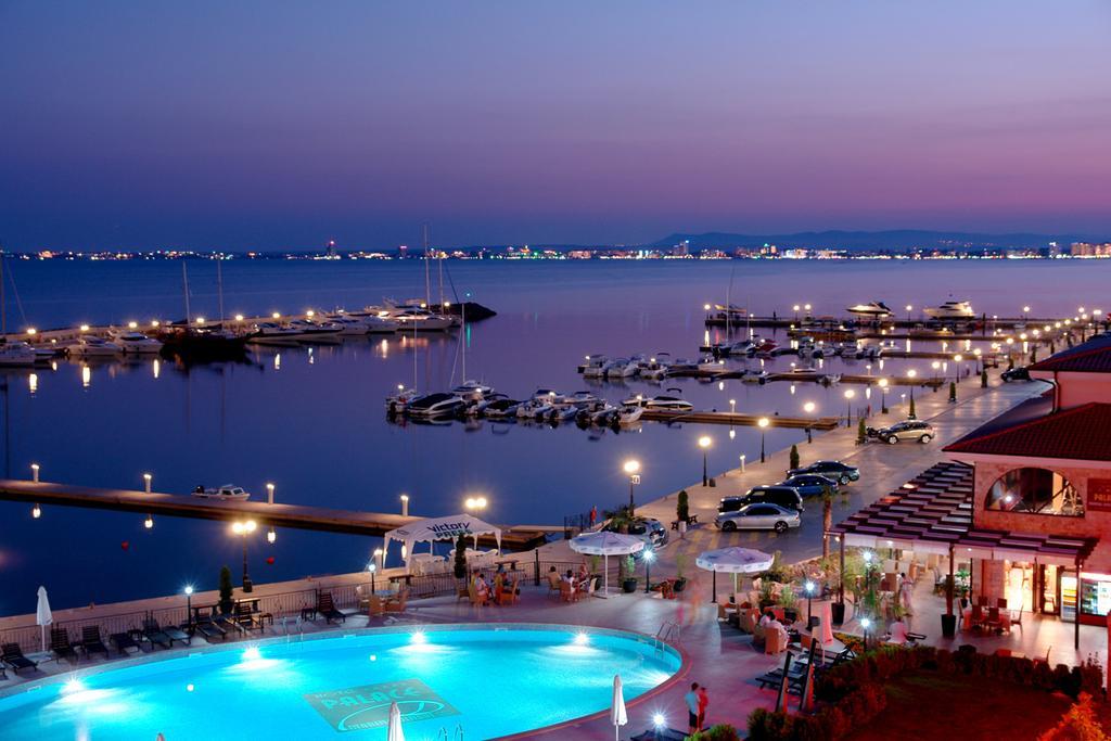 Guest House Rona - Free Parking And Sea View سفيتي فلاس المظهر الخارجي الصورة
