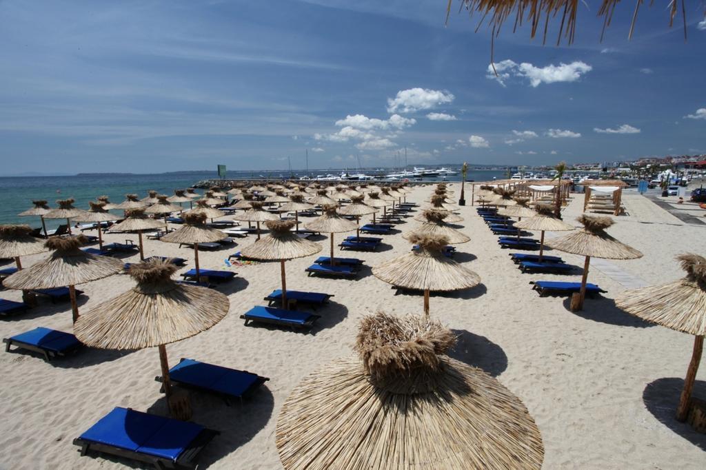 Guest House Rona - Free Parking And Sea View سفيتي فلاس المظهر الخارجي الصورة